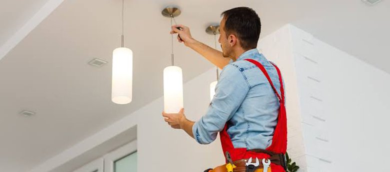 Avize, aplik, LED, spot ve diğer aydınlatma ürünlerinin yerinde montajı
